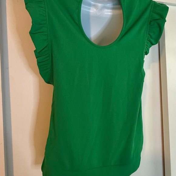 Ruffle Sleeve Green Top - Picture 4 of 4